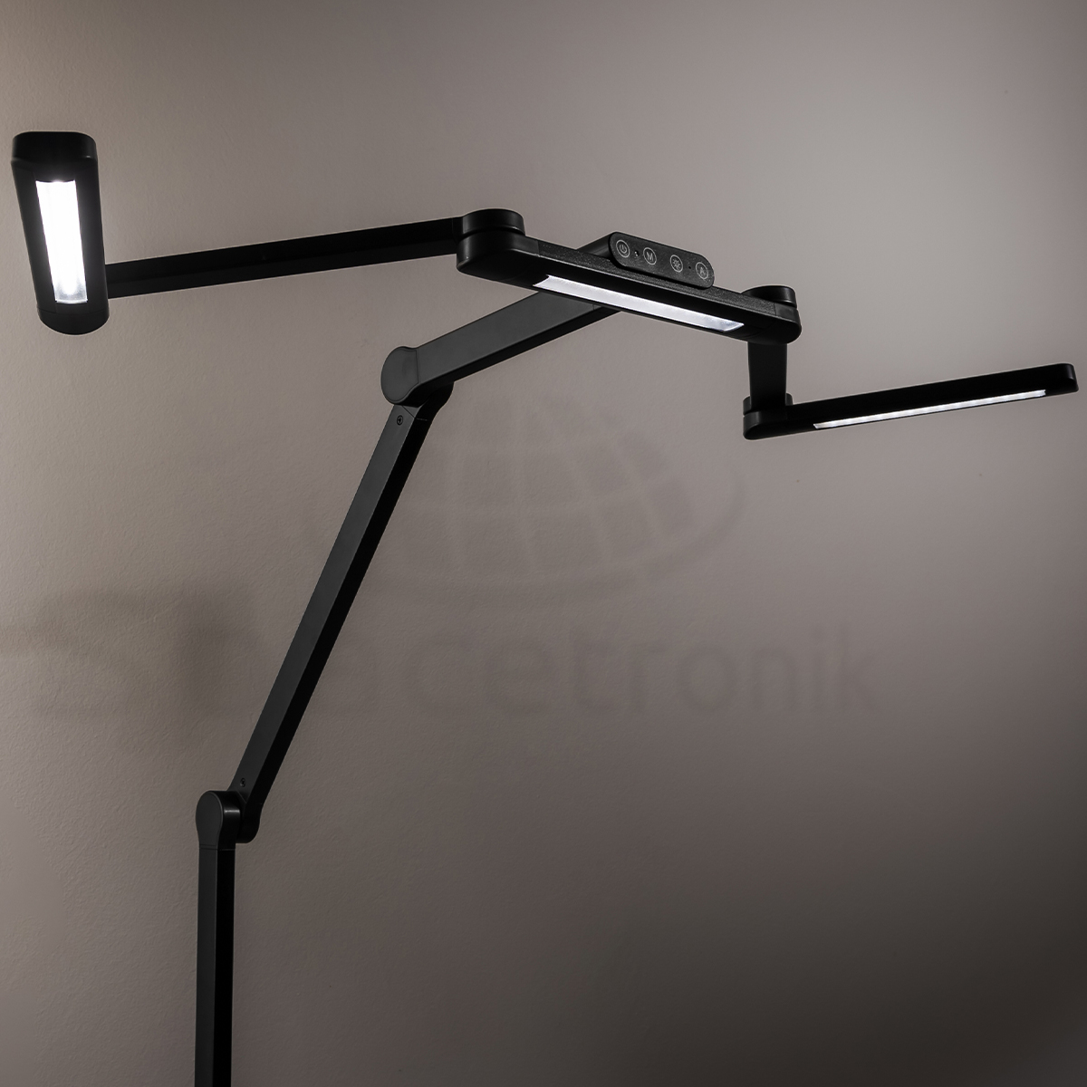 Biurkowa Lampa LED Spacetronik, Lampa Kreślarska LED, Oświetlenie LED bezcieniowe, Lampa biurkowa z regulacją jasności, Ergonomiczna lampa do pracy, Profesjonalne oświetlenie biurkowe, Lampa Spacetronik Glow D2, Oświetlenie do biura i domu, Ochrona wzroku lampa biurkowa, Inwestycja w zdrowe oświetlenie, Nowoczesna lampa biurkowa LED, Spacetronik, oświetlenie kreślarskie, Lampa z regulowaną temperaturą barwową, Stylowa lampa biurkowa czarna