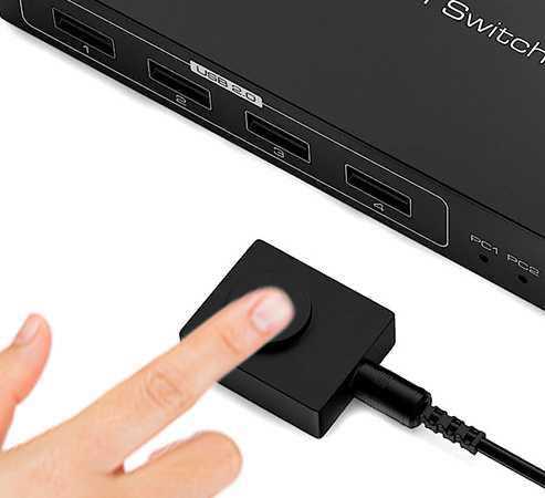 Switch KVM z zewnętrznym przełącznikiem
