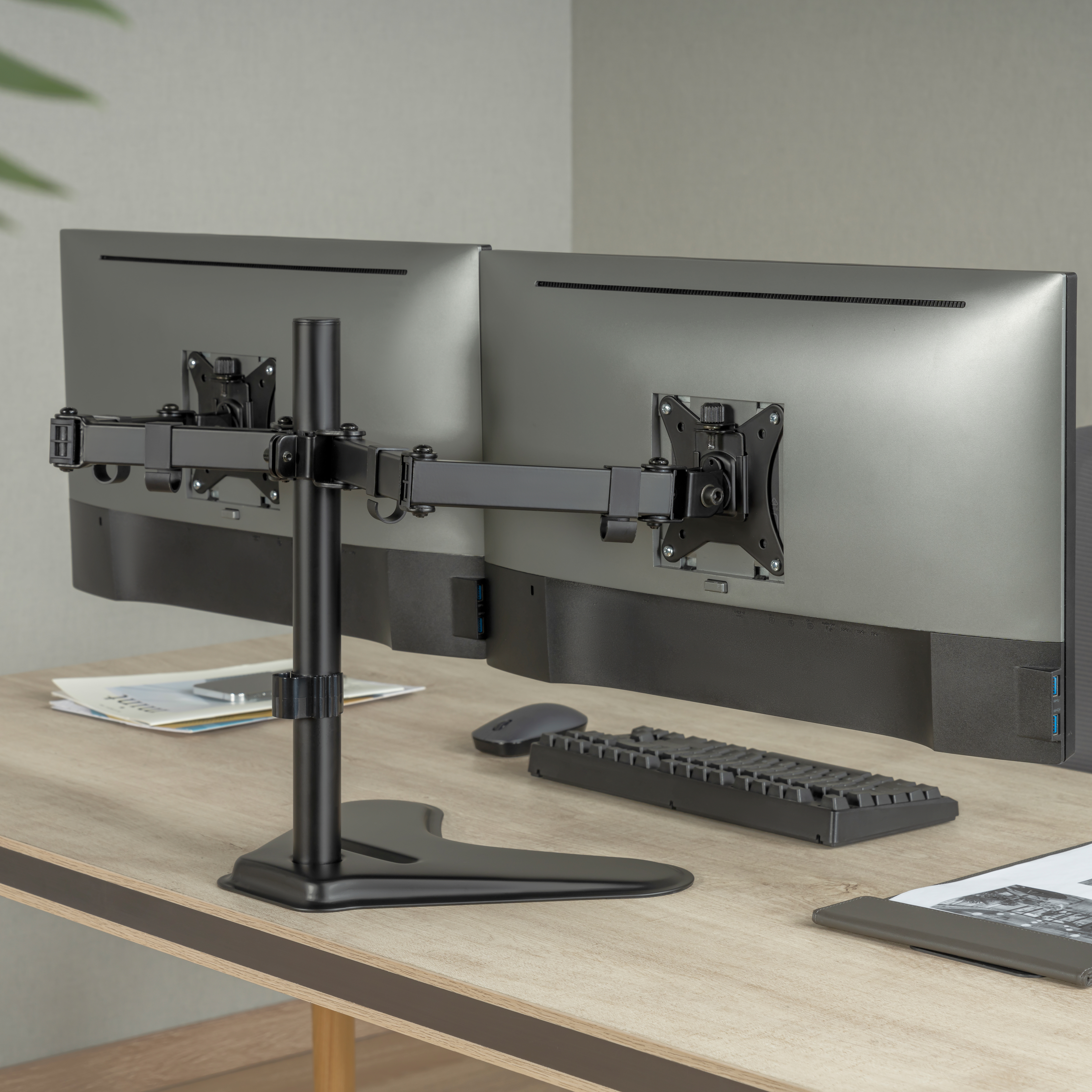 uchwyt na monitor