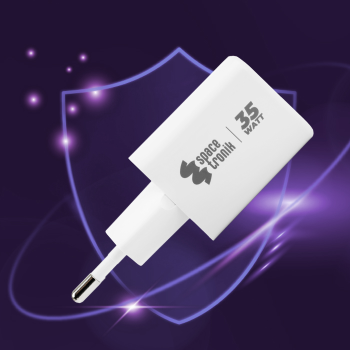 bezpieczna ładowarka usb, ochrona przed przepięciem, ochrona przed zwarciem, ładowarka z zabezpieczeniami, bezpieczne ładowanie telefonu, zabezpieczenia power delivery, quick charge ochrona, ładowarka do laptopa z ochroną, ochrona przed przegrzaniem, inteligentna ładowarka